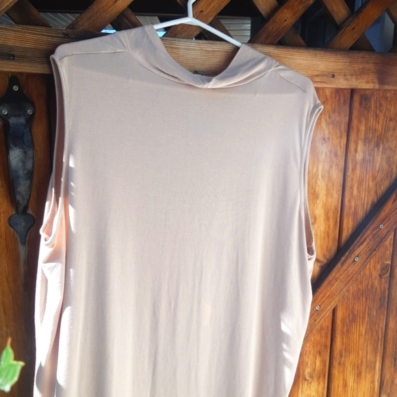 ⭐️Cable and Gauge Cream shirt - Picture 6 of 8